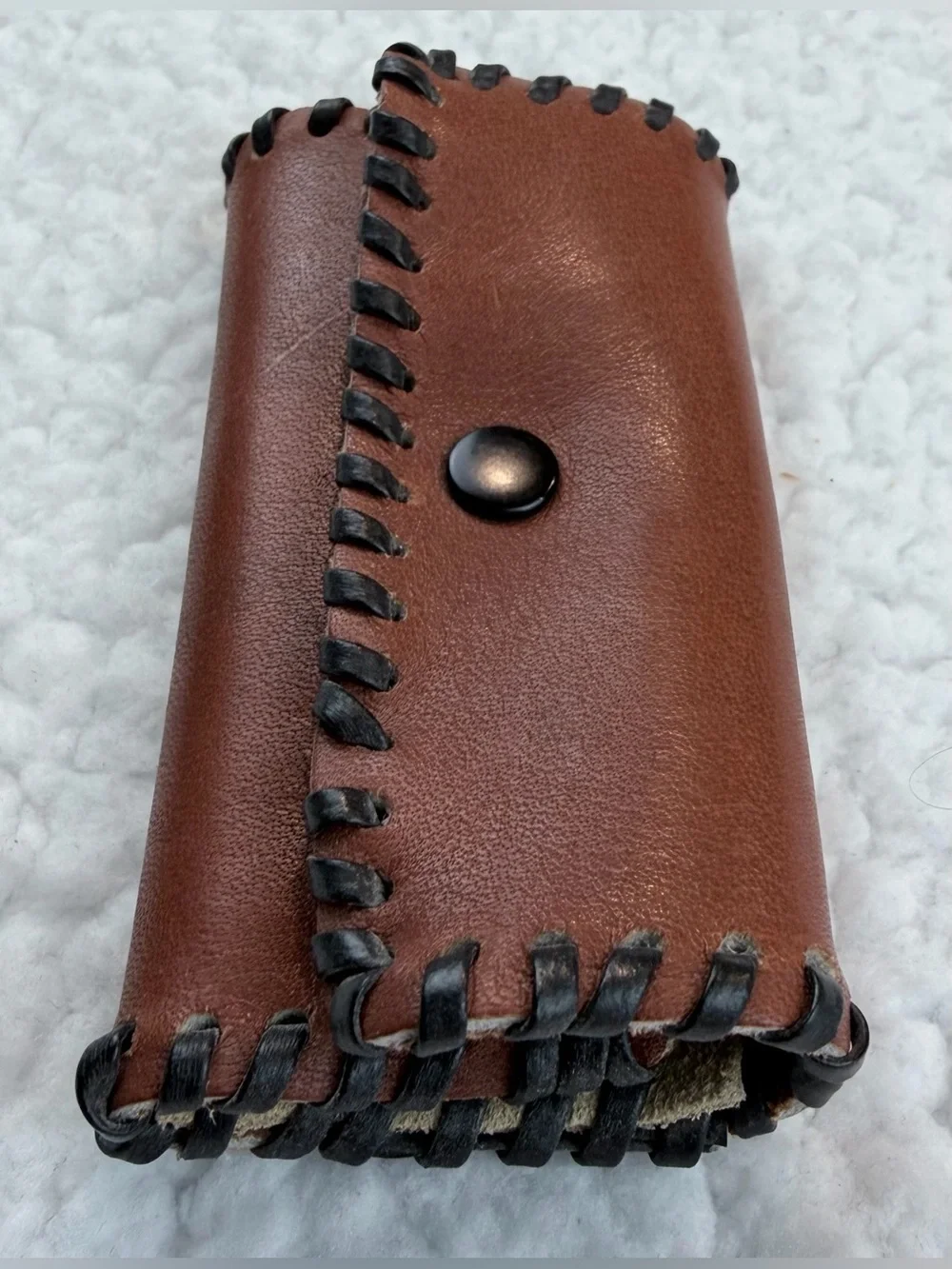 (VTG) Brown/Black Whipstitch Small Leather Key Case w/ Four Hooks